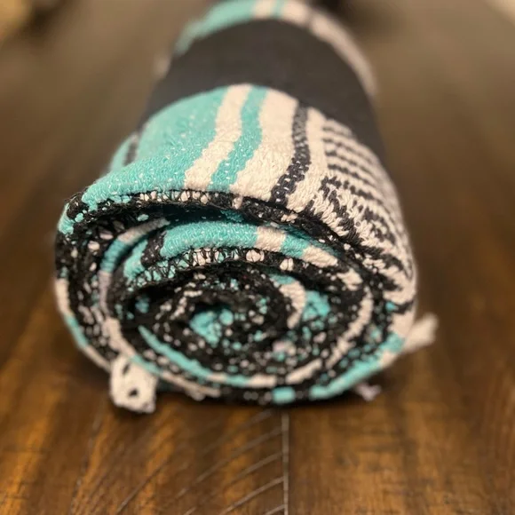 Blanket - Picture 3 of 4